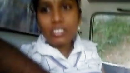वह सेक्सी सेक्सी फिल्म हिंदी में एक सदस्य के लिए पहुंच गया!