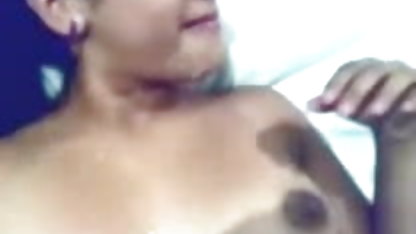 दो लड़कियां के साथ बफ सेक्सी पिक्चर फिल्म बटेर