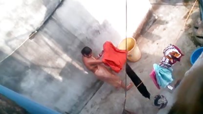 सामन्था Rone था में के हिंदी फीचर फिल्म सेक्सी शराब तहखाने