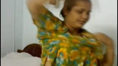 वसा काले बाल वाली के साथ बड़े स्तनों हो जाता है वीडियो सेक्सी वीडियो पिक्चर टक्कर लगी है पर काम