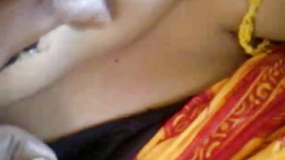 Zafira मैस्टर्बेटिंग के साथ सेक्सी मूवी सेक्सी पिक्चर उंगलियों