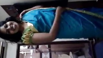 पॉर्न अंग्रेजी ब्लू पिक्चर सेक्सी स्टार Jayden लेता है एक गर्म शॉवर