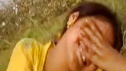 मातम से पहले चारागाह की एक 2000 सेक्सी पिक्चर नम क्लिक डाला