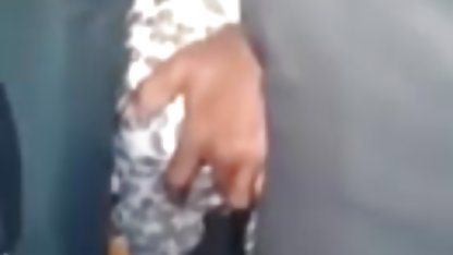 बेला सेक्सी फिल्म पिक्चर Beretta के साथ प्रेमिका ले petting दो बुजुर्ग महिला