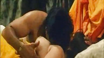 काला फैटी Minete में लार के साथ सेक्सी वीडियो मूवी पिक्चर पूरे फर्श डाला